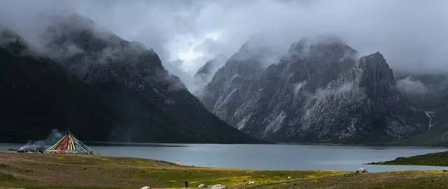 这才是青海旅游最值得去的16个地方，全都美哭了