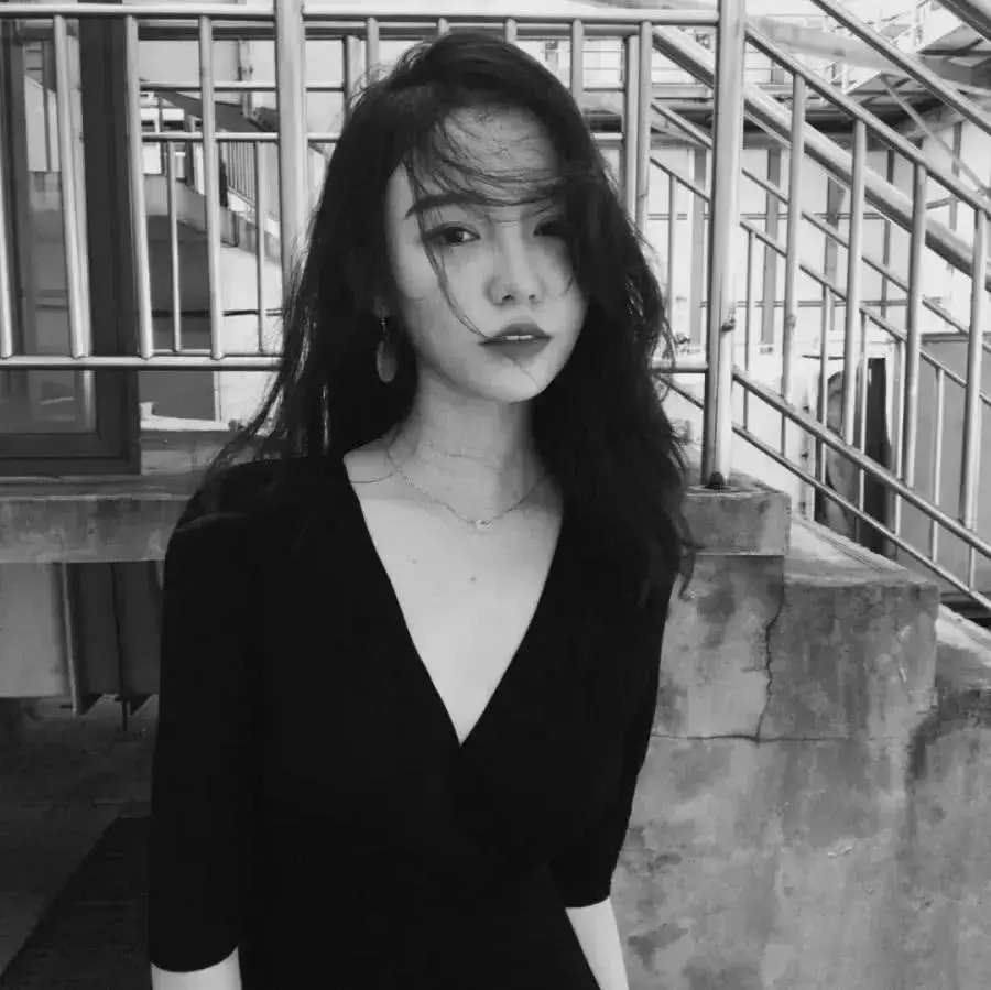 15句伤心想哭的丧句,一个人的一厢情愿,换不回两个人的天长地久