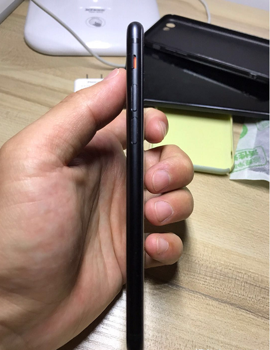 往日旗舰级iPhone7跌穿2000块，还用什么安卓手机！