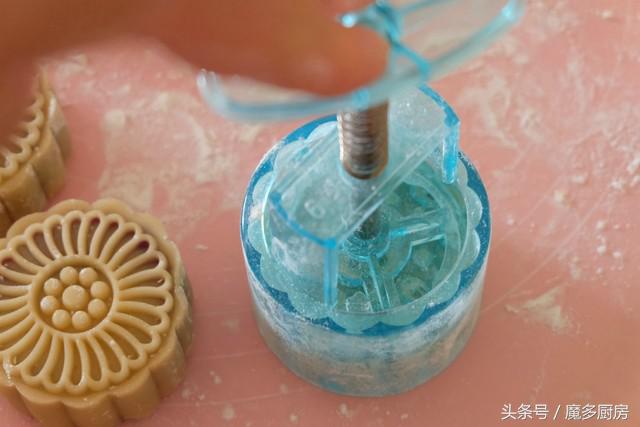 月饼别再买了，自己做的营养又健康，甜而不腻，做法很简单！