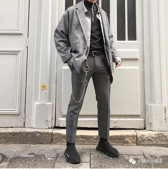 男士穿搭：铁腰链潮流大回归，妙用「裤链」让你变身硬派型男