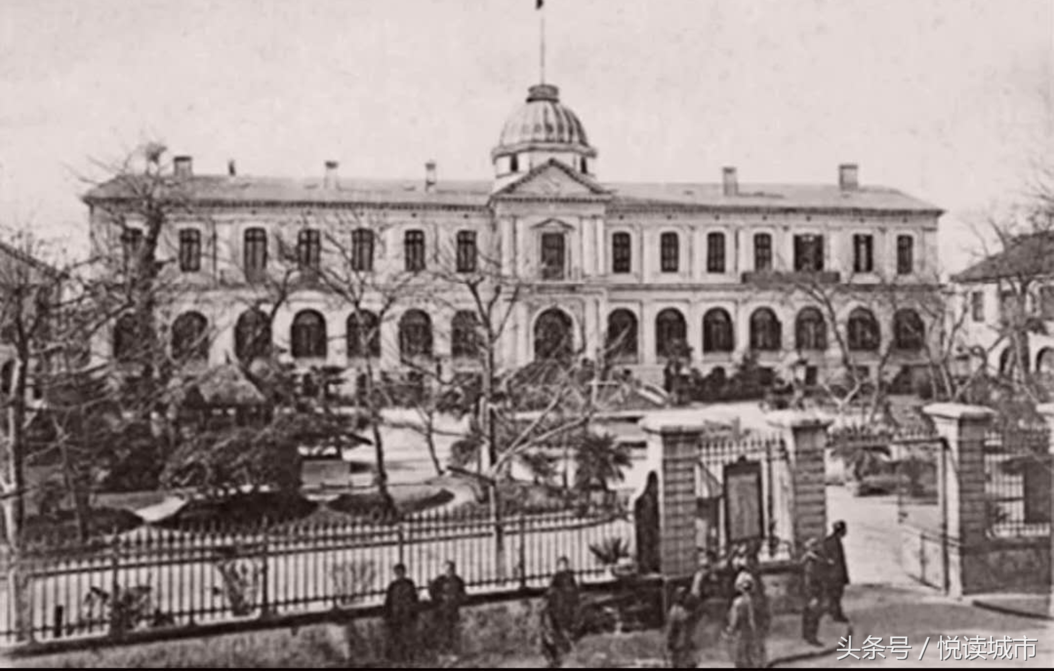 悦读上海 申城记忆:法租界的公董局大楼 