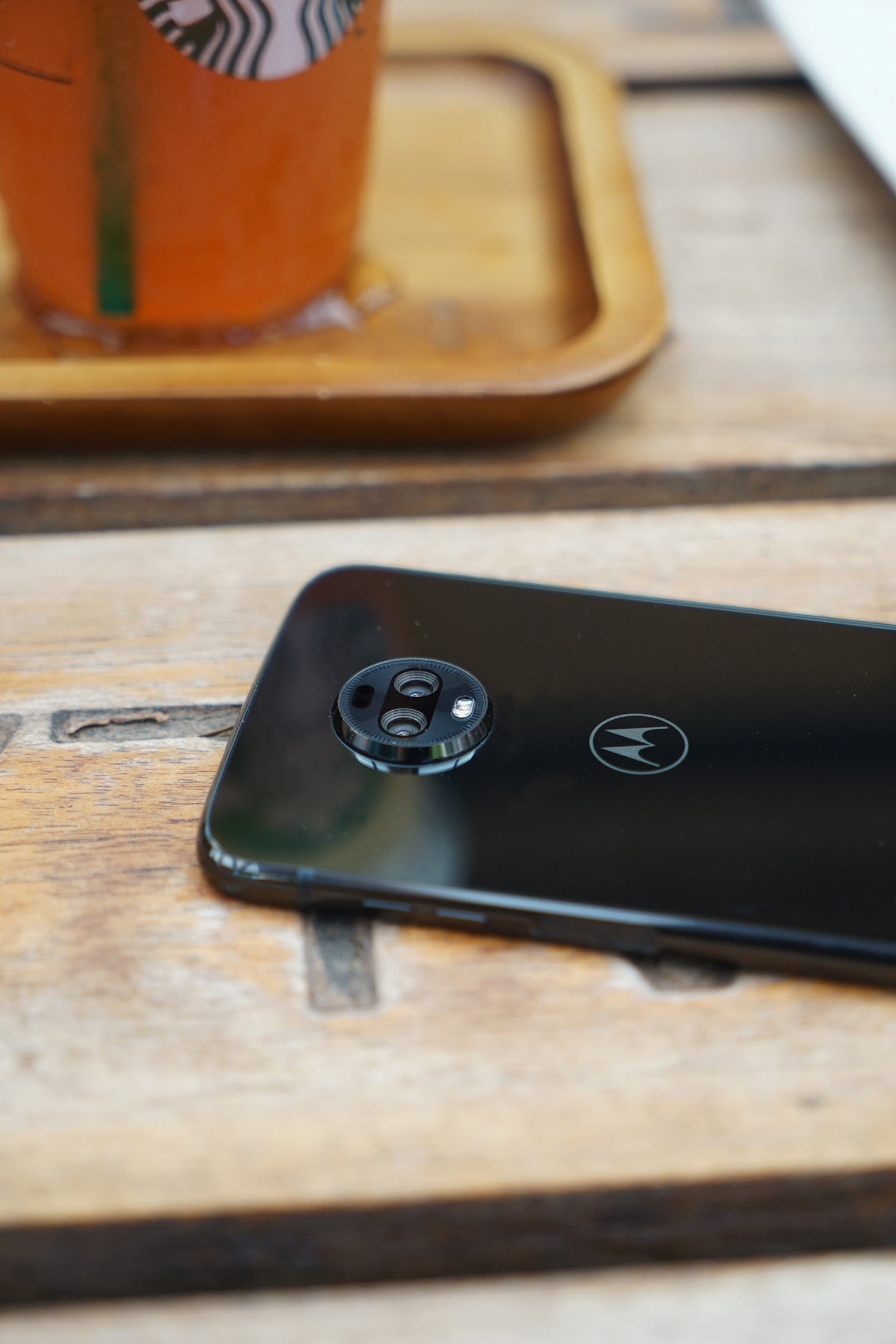 motorola z3首發(fā)評測：快人一步使用5G 能否逆風(fēng)翻盤？