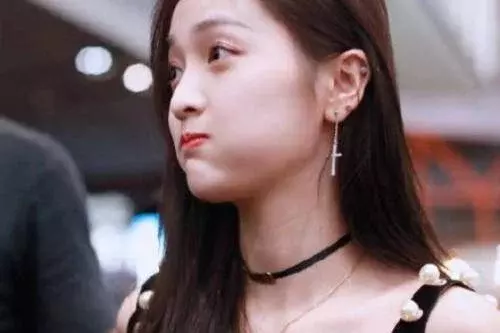 火箭少女101成员锁骨点评,谁才是锁骨美人?