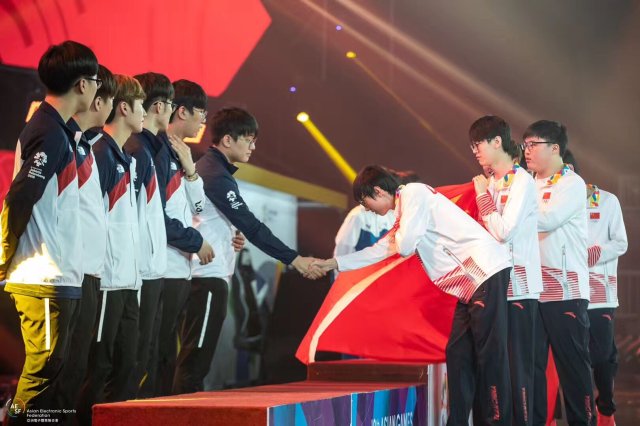 LOL亚运会夺冠，韩国网友一片哀嚎！纷纷承认就是中国打得太好了