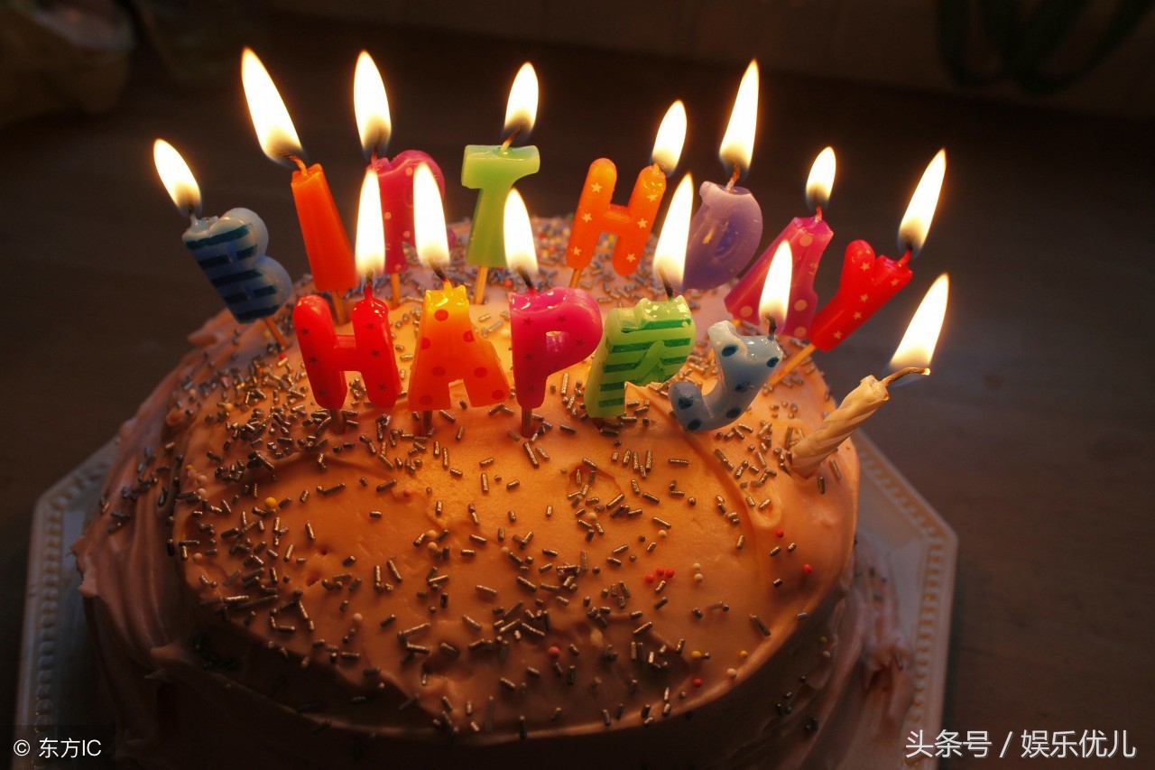 祝自己生日简单一句话 生日低调发朋友圈图片