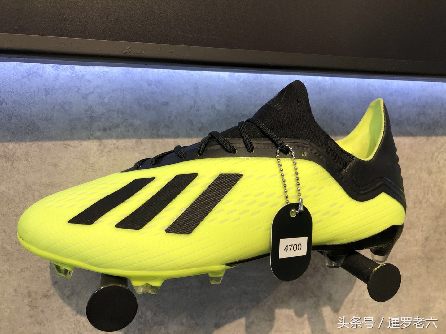 什么足球鞋便宜又好(Adidas的足球鞋在泰国卖的便宜不？四个系列中，哪款战靴您最爱？)