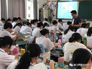 "令公桃李满天下，何用堂前更种花"，感恩教师节诗词-第13张图片-诗句网