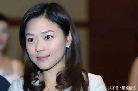 谢亚芳:最美丽的女记者