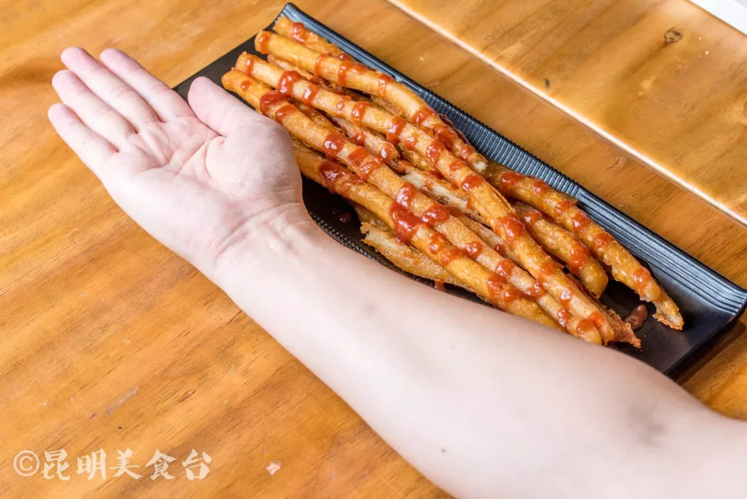 Allegedly this is, kunming sweethearts loves the place that go most, but " look up at sky "