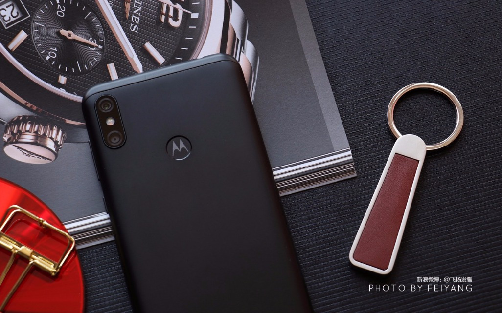 較長續(xù)航力商務(wù)接待范，這款motorola p30 note非常值得了解一下！