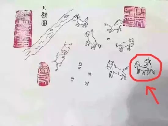 70岁老太苦练7年，终成“灵魂画手”，画谁不像谁，却爆红网络……