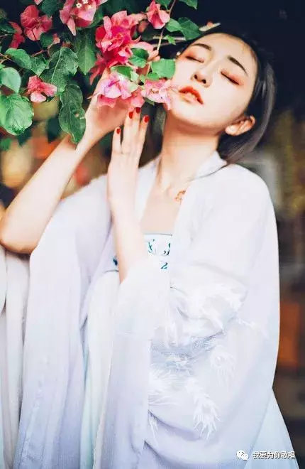 《痴情冢》(“我要为你歌唱”八月赛优秀奖获奖歌手美杜拉献唱)