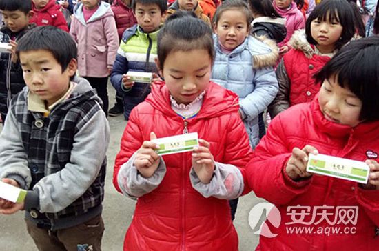 一贴药膏成就百年 一专多元寻找新生