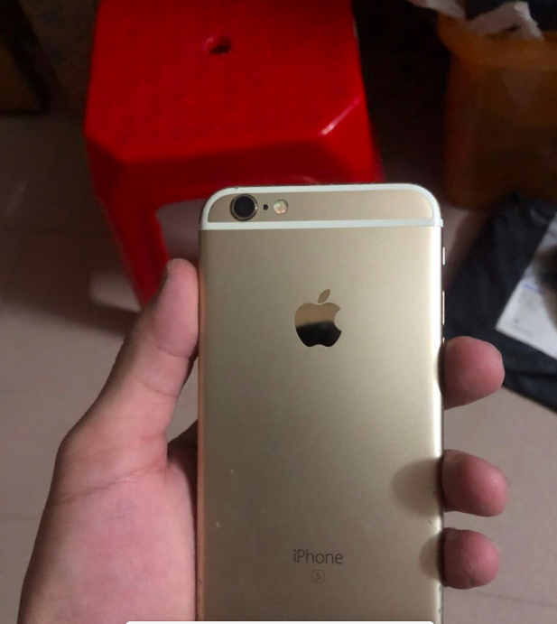 此次赚变大！网民入手iPhone6s 64GB仅800元钱！