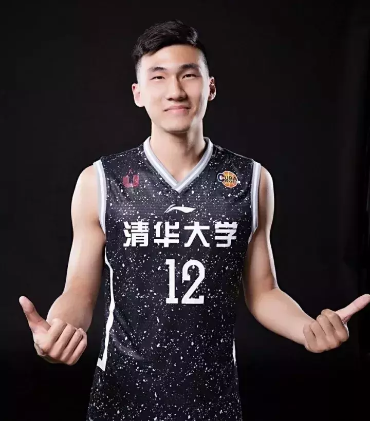他以体育专长生的身份进入清华大学,并做到体育专项与学业统筹!