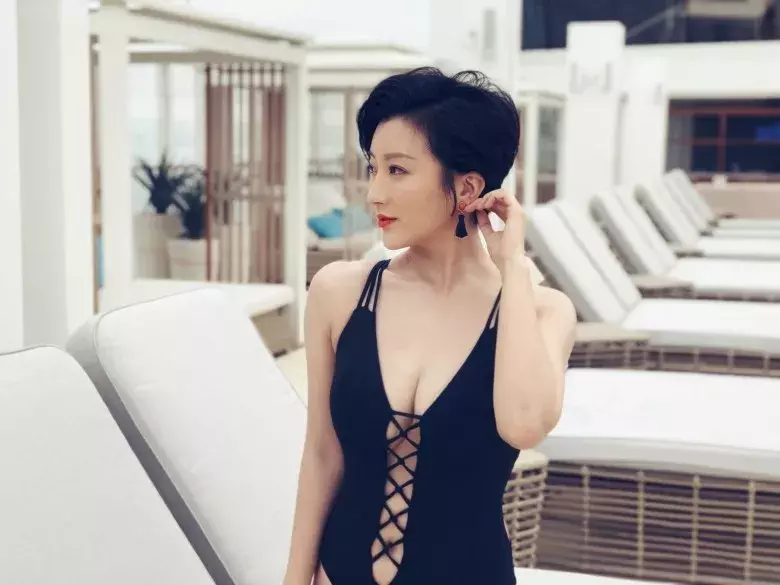 从tvb女主播到女拳王 新剧《兄弟》能否让她在“花旦荒”中上位?