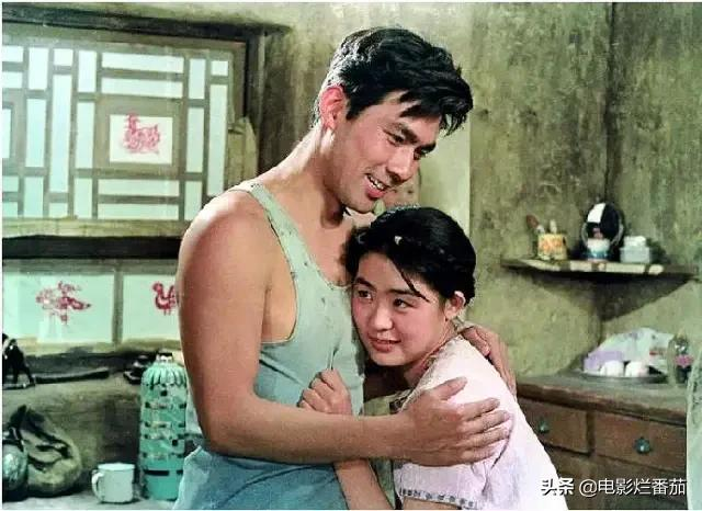 80年代十大国产片:《黑楼孤魂》吓死人,《庐山恋》破世界纪录