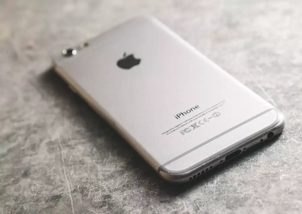目前已“四世同堂”的iPhone6SP还非常值得下手吗？