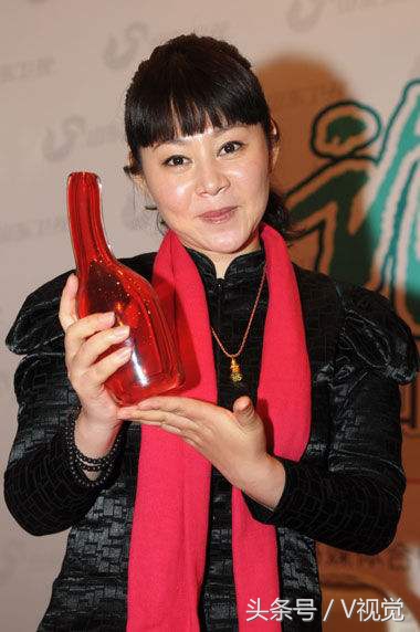 张佳宁、刘莉莉主演《邻居也疯狂》