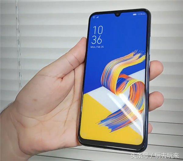 asusZenfone 6曝出：三款型号 水滴屏设计方案