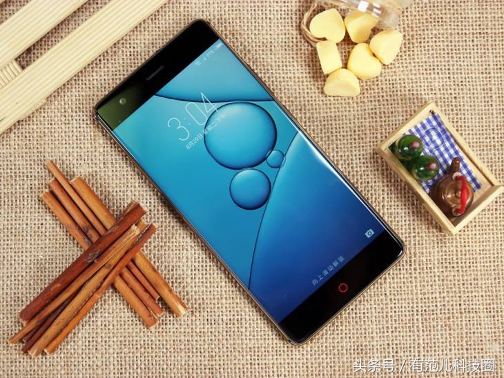 拒绝入坑的手机，Z17畅享版：6+128G，降价至1599