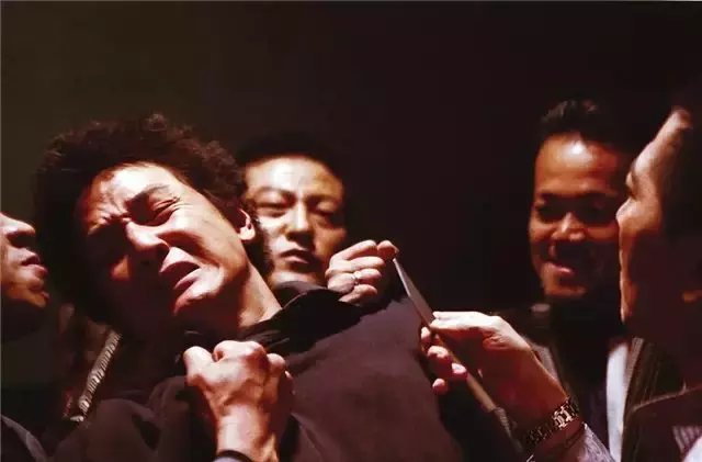 吴彦祖六大反派角色,三部和成龙合作,最后一部完全看不到脸