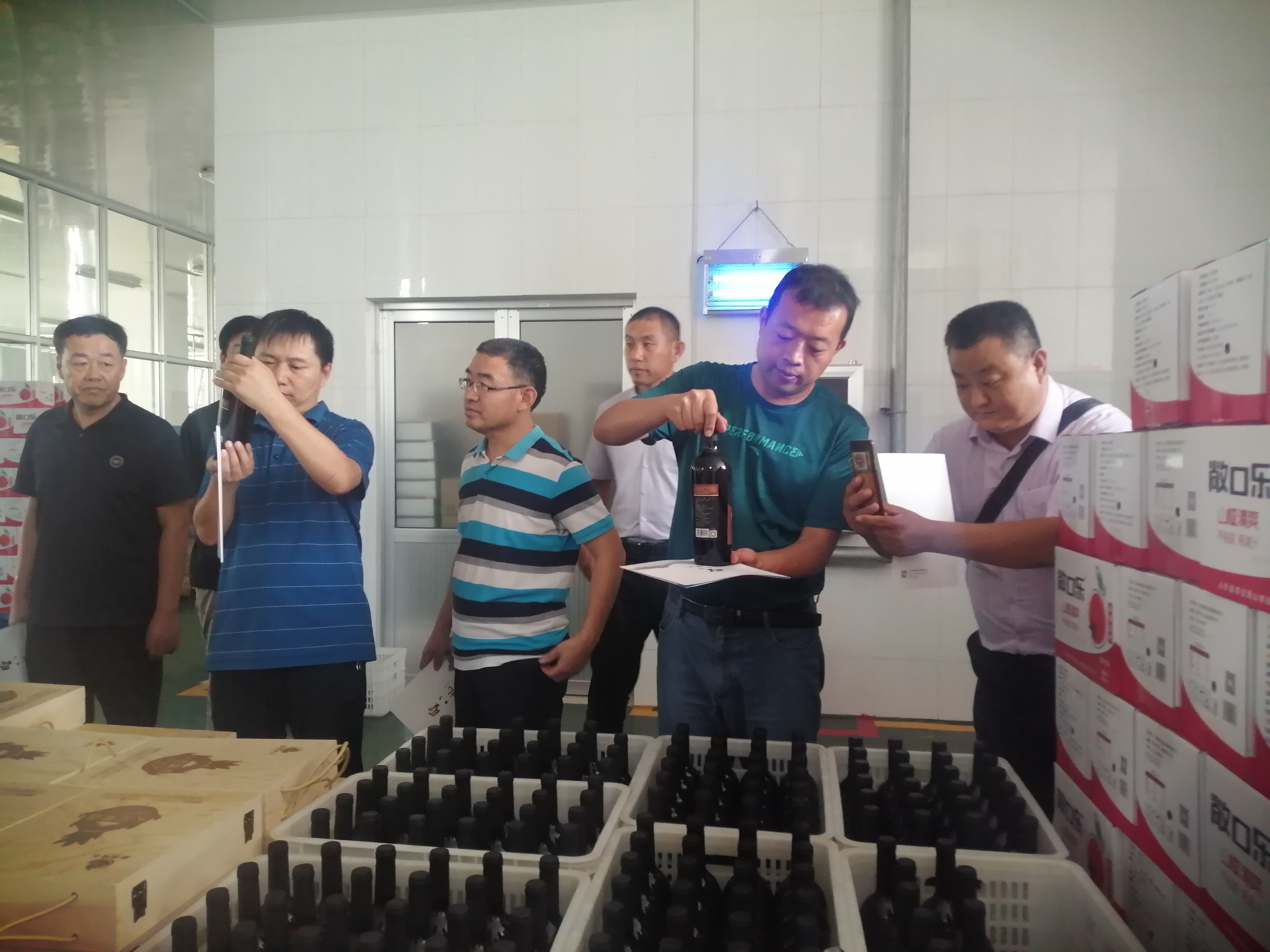 东营市利津县政协领导莅临皇尊庄园参观考察