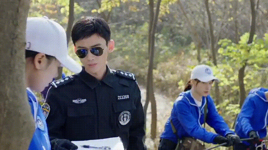 紧急救援结束了,邢克垒以后就不能天天看见米佧了