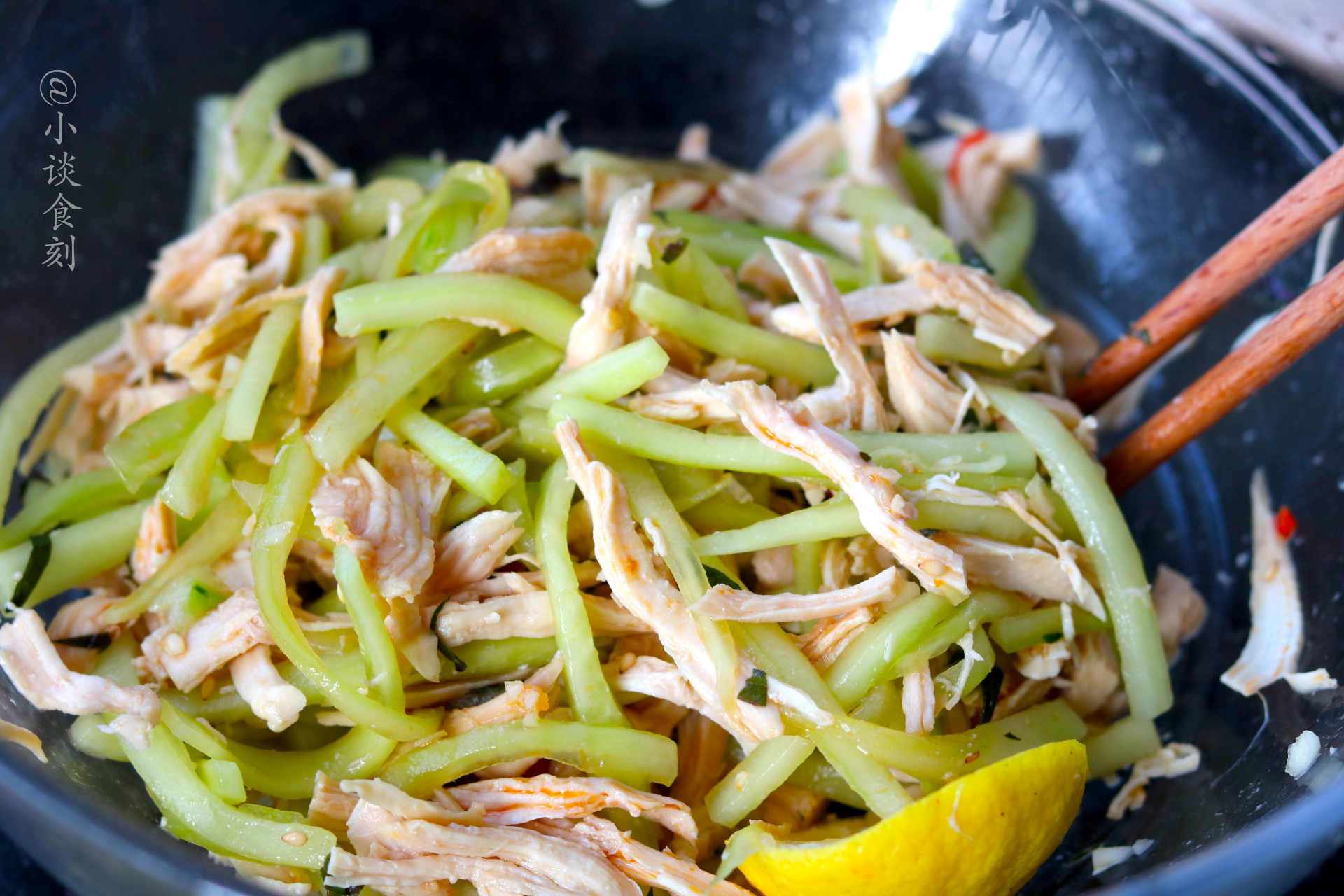 三伏天，教你鸡肉新做法，蛋白质丰富，5块钱做一盘，天热要多吃