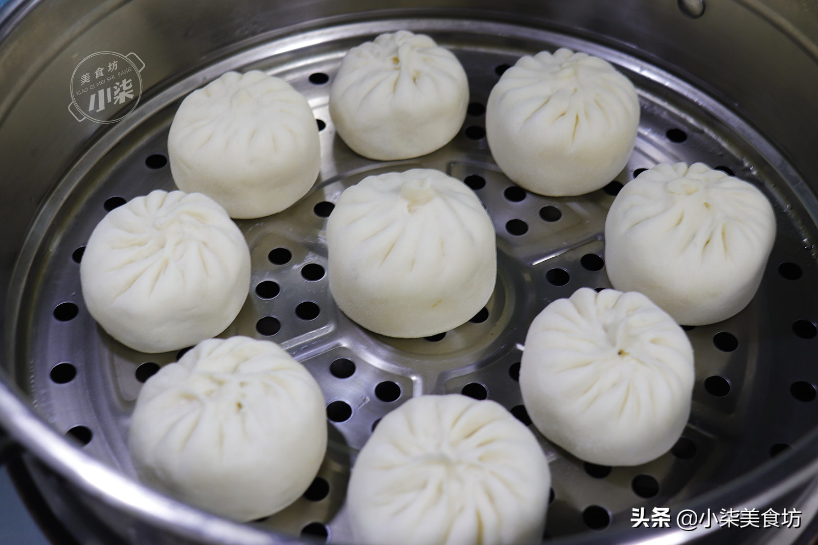蒸包子時，別再直接上鍋蒸了，記住3個訣竅，包子鬆軟好吃不塌陷