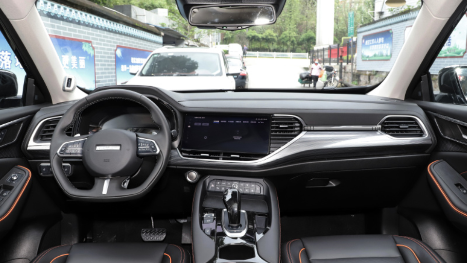 月均1700元左右，2.0T四驱的哈弗F7用车成本高吗？