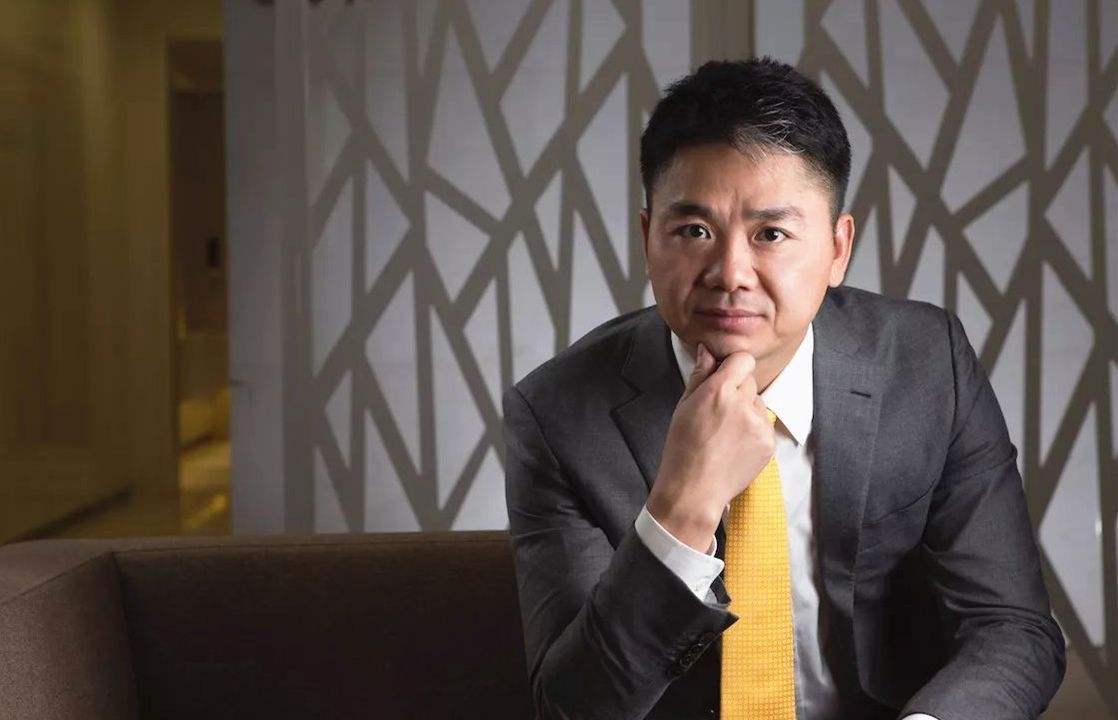 不用争了！这一局，马云败给了刘强东