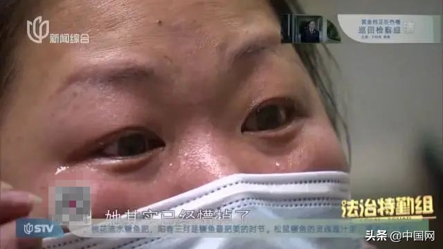 老夫妻拉手坐扶梯，下一秒就发生意外！一周内双双离世……