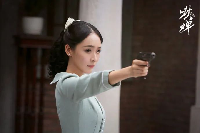 任嘉伦明明人气大爆，为何《秋蝉》却扑的不行