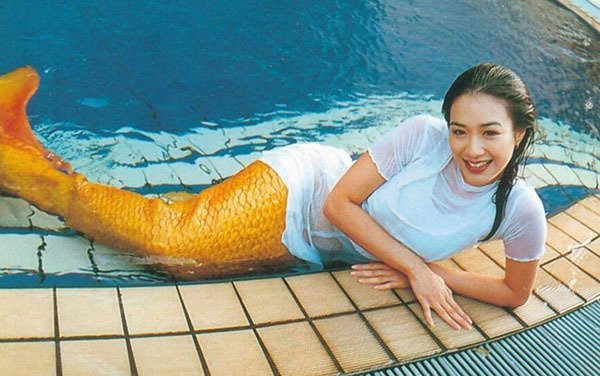 为事业严格管理身材，生活中还被婆婆催生四胎，钟丽缇真不容易