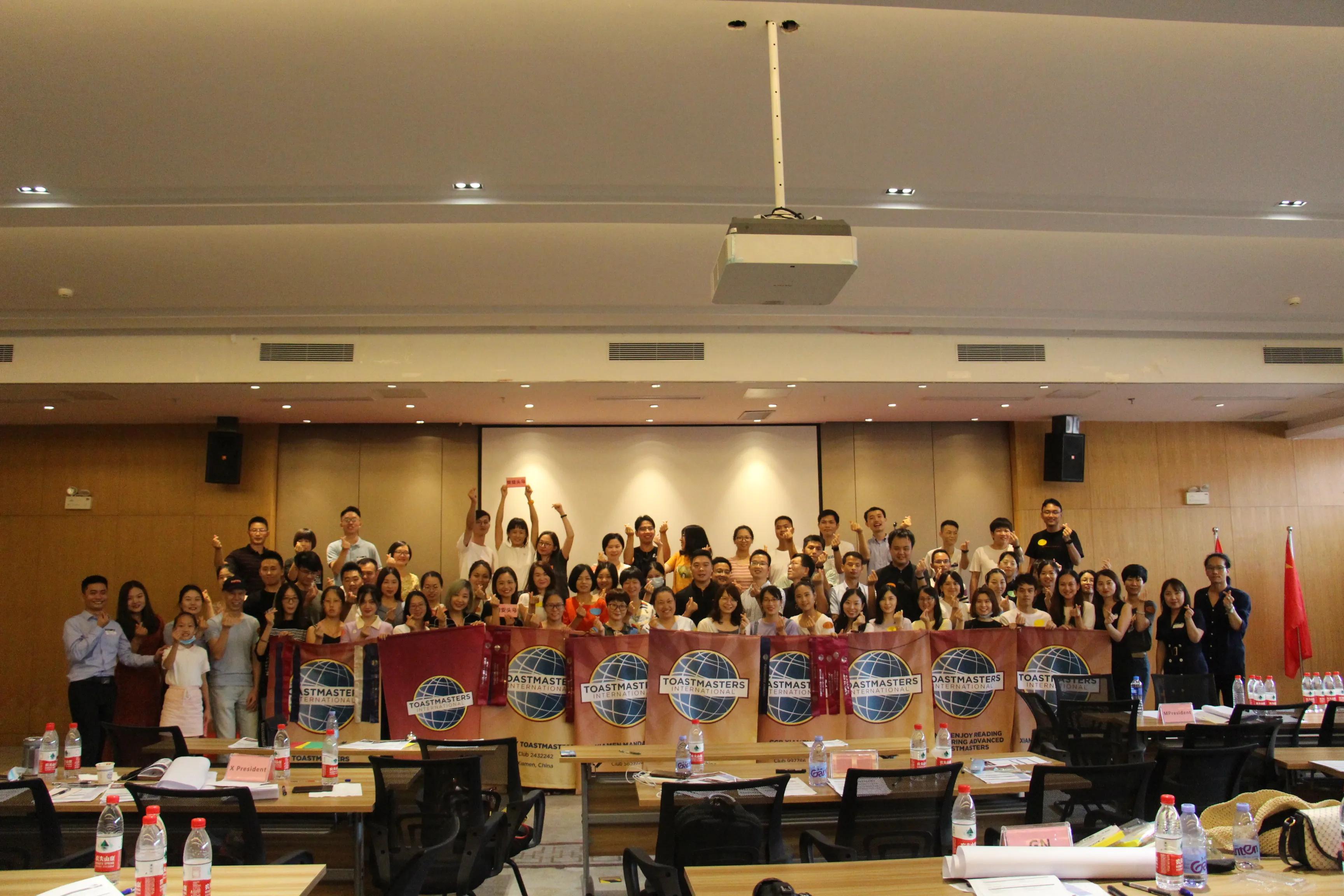 独家专访南中国国际演讲会89大区X中区总监李忠辉先生