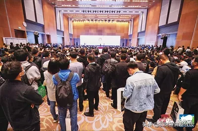 会议扎堆，人气却火爆！这是养猪人憋了半年后报复性参会？