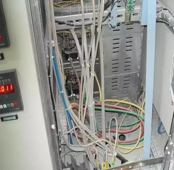 详解配电柜安装和接线全过程，看完才知道标准施工有多严谨