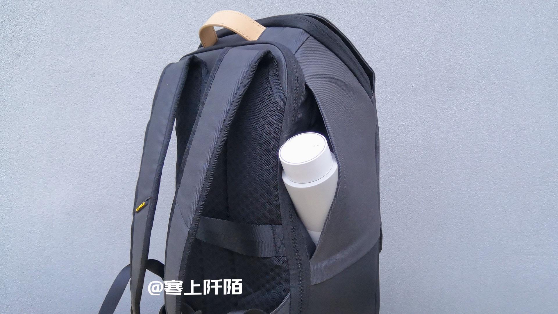 轻奢时尚品质背包，19升大容量，带上地平线8号ZERO背包一起出行