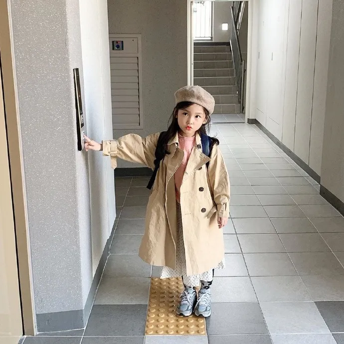 ​8岁女童“撞脸”宋慧乔，靠穿搭圈粉23万！谁规定小孩只能幼稚