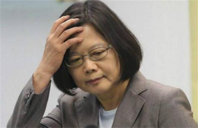 老“台独”施明德慌了，要蔡英文宣誓与台湾共存亡，他发现了啥？
