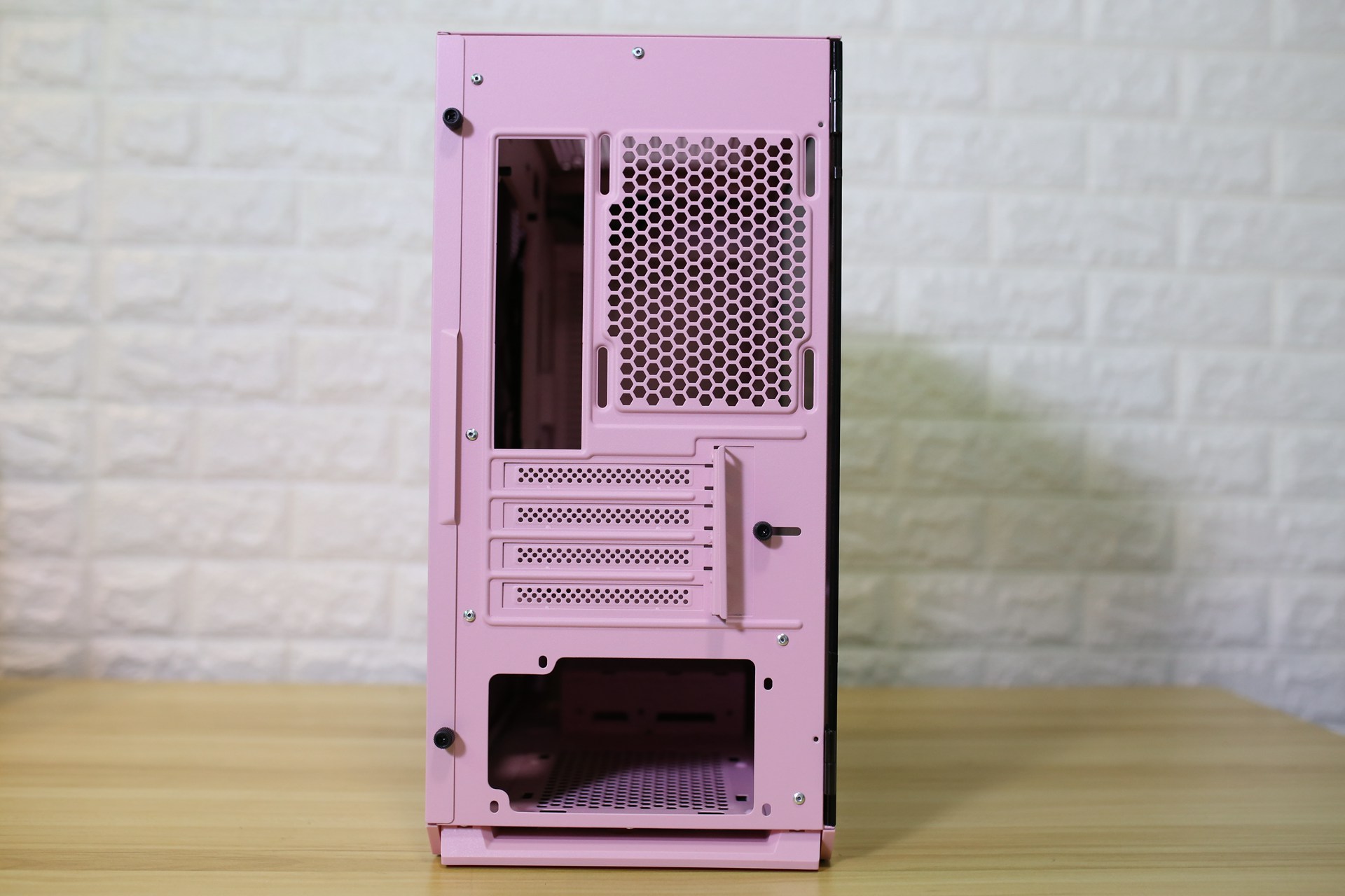 粉色机箱有喜欢的吗？YOGO M2猫抓粉女友爱不释手