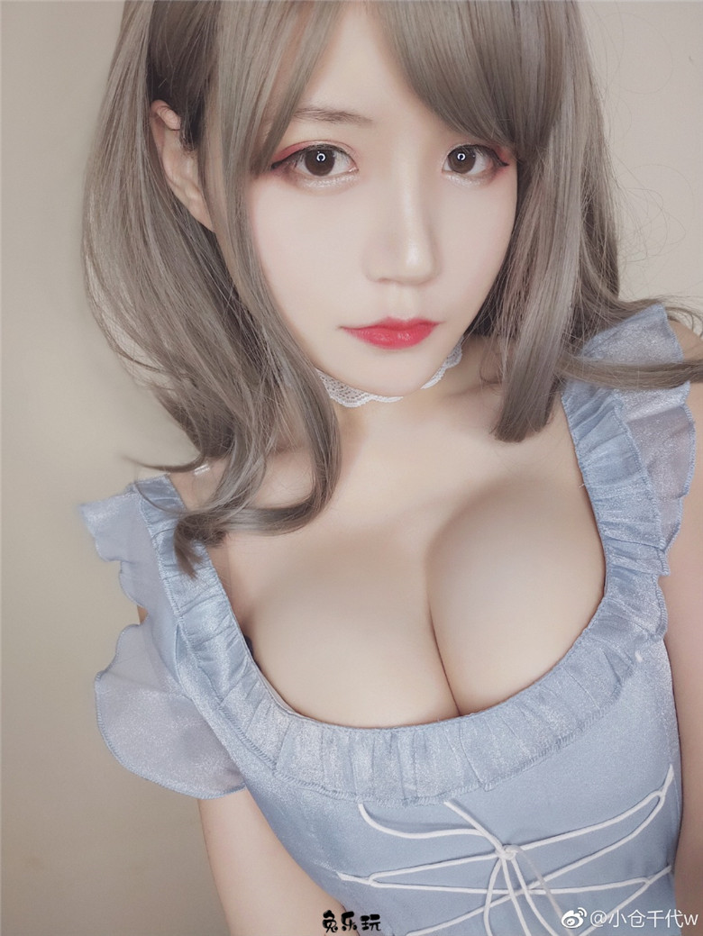 球迷的福音！微博动漫博主小仓千代w图集好胸好颜好性感！