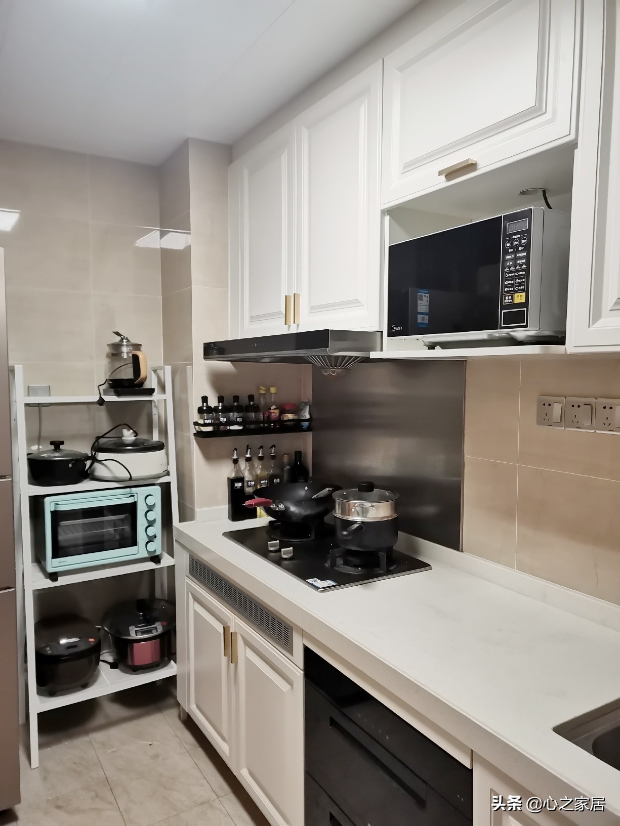 77㎡精装修设计的时尚清新，少花钱也能拥有好家装，关键是要用心