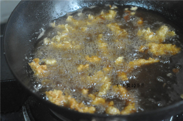 自製墨西哥雞肉捲，5分鐘就上桌，不用揉麵真省事，孩子的最愛