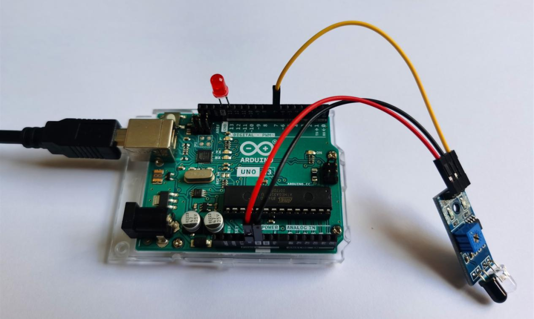 多途径实现Arduino“红外感应灯”