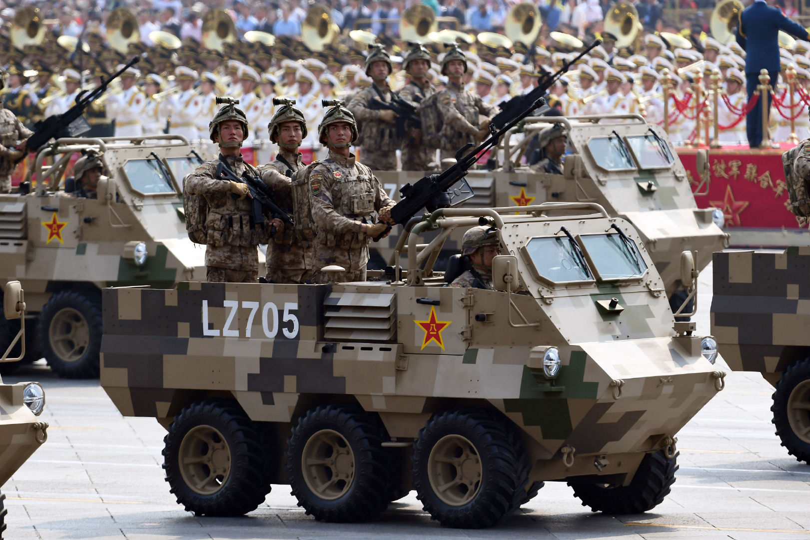 ��ž�����������������Ȼ������ͣ�ȫ������ս���һ�º���