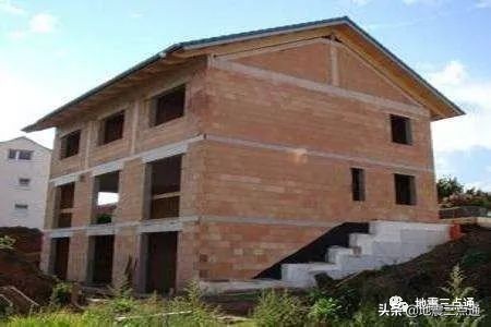 走世界聊地震 | 环球旅行家心中的终极海岛《进化论》的启蒙地