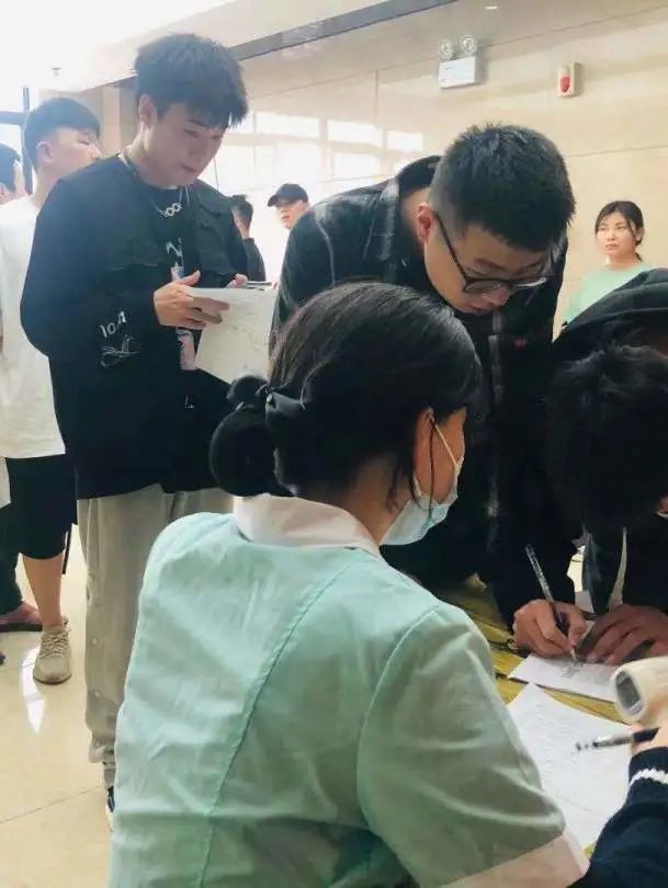 湖南硅谷高科软件学院组织师生开展新冠疫苗接种